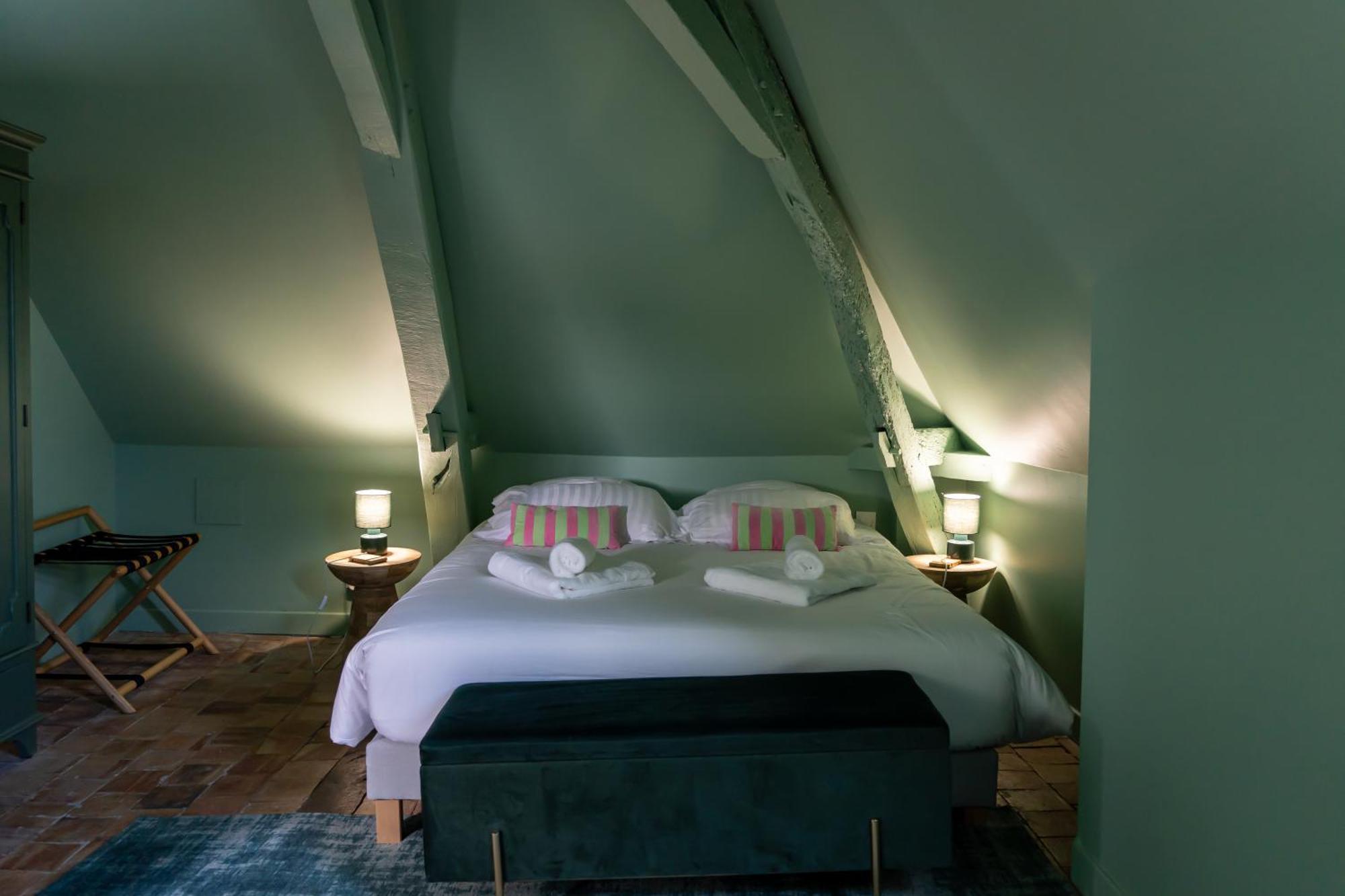 Saint-Mathurin  Casa Mila & Spa - Maison D'Hotes Raffinee Vue Loire, Spa & Piscine מראה חיצוני תמונה